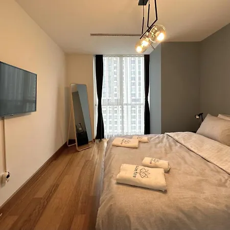 Bright 3 Bedroom & 2 Bath In Mashattan Residence, Maslak Sariyer İstanbul