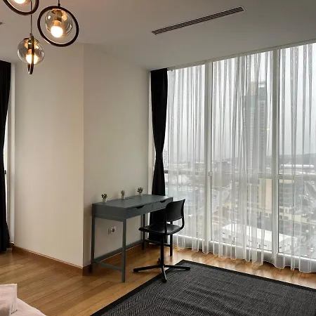 Bright 3 Bedroom & 2 Bath In Mashattan Residence, Maslak Sariyer Daire İstanbul