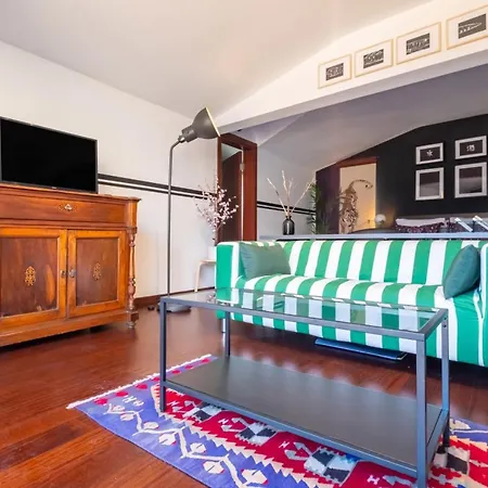 Flat With Terrace Near Istiklal Street Apartment Istanbul