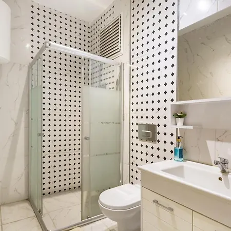 Superb Flat With Central Location In Nisantasi * Istanbul