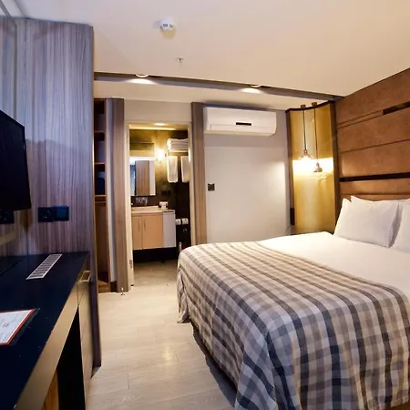Dosso Dossi Laleli Hotel 2*
