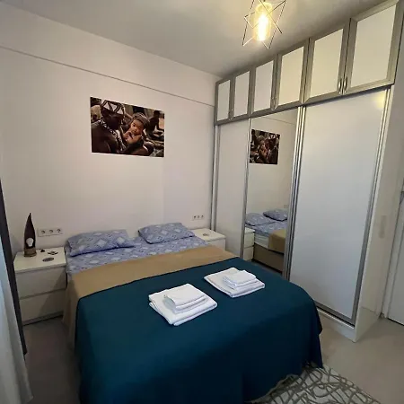 Centrally Located, 2+1 House In Taksim, Cihangir Apartment