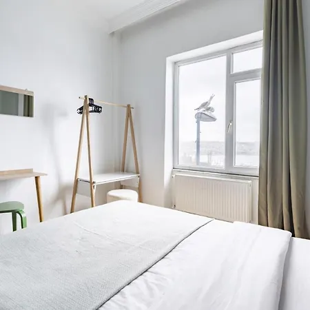 Central Flat W Sea View And Near Galata Tower *