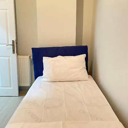 Apartment Demirtas House