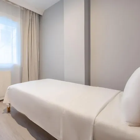 Flat 800 M To Cevahir Mall In Sisli Apartment Istanbul