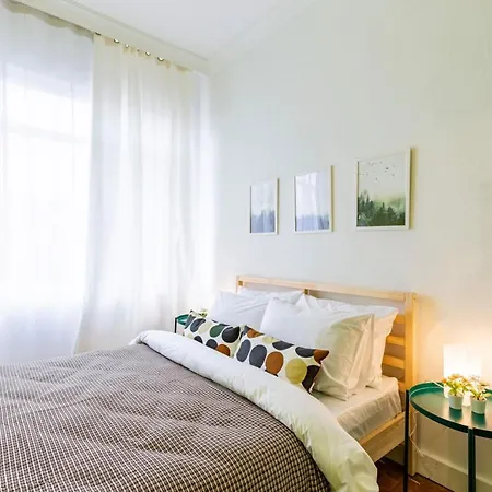 Colorful Flat With Excellent Location Near Trendy Attractions In Kadikoy *