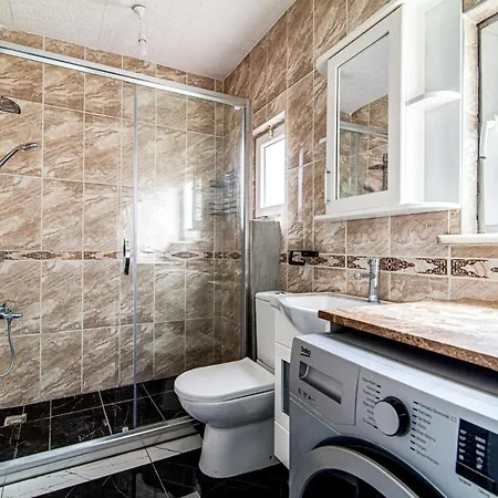 Apartment In Balat Fatih With Central Location *