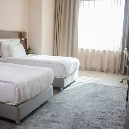 La Quinta By Wyndham Gunesli Hotell