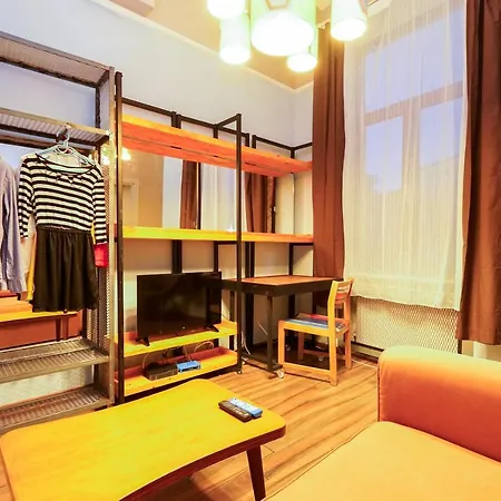 Babel Apartment *