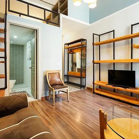 Babel Apartment
