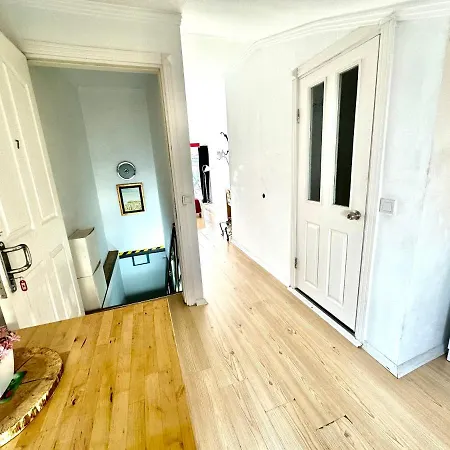 Apartment Aram Galata Suites