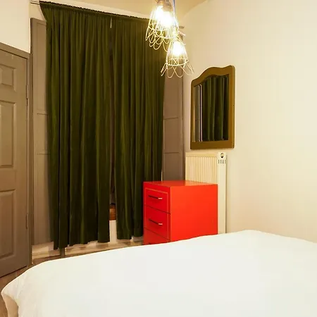 Babel Apartment *