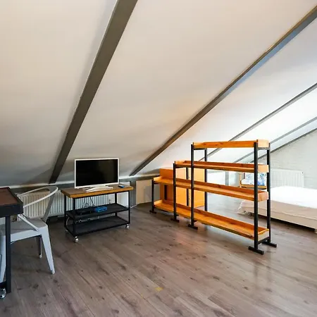 Apartment Babel