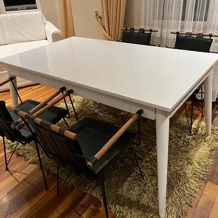 Large 4-bedroom Gem Behind Cevahir Mall, Sisli Apartment