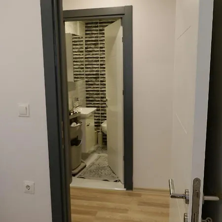 Fully Equiped - Zarif-28 Apartment