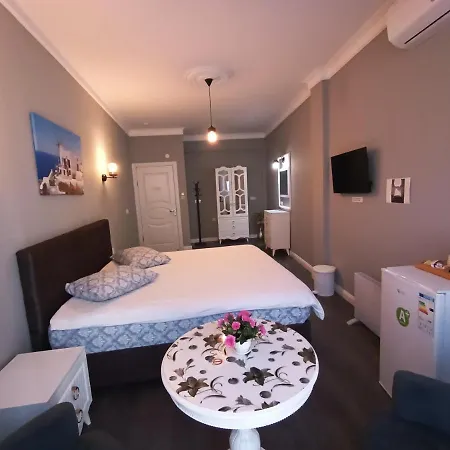 Hotel Little Palace Blue 2*
