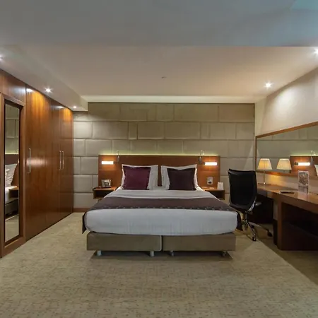 Crowne Plaza Istanbul Harbiye By Ihg Hotel 5*