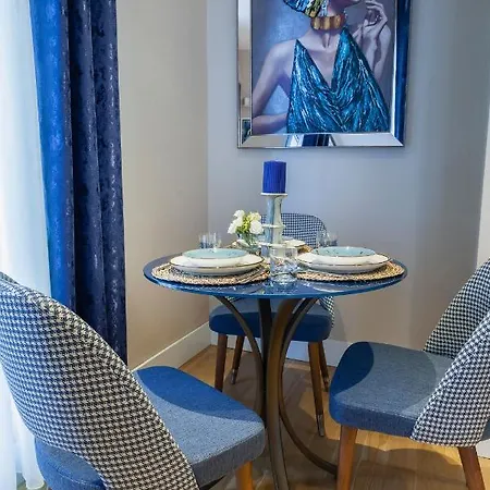The Sacred Port Aparthotel *