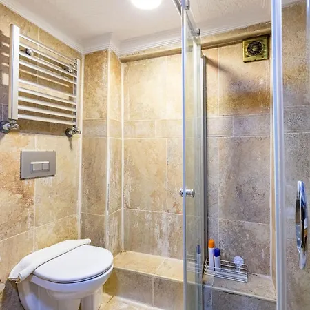 Apartment Cozy And Peaceful Duplex In Historical Balat *