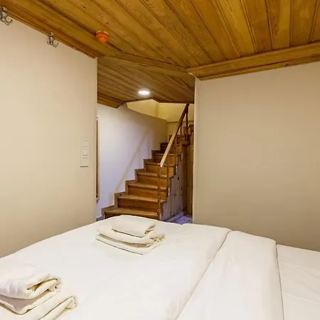 Cozy And Peaceful Duplex In Historical Balat Apartment *