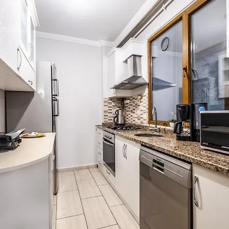 Flat Near Shopping Malls In Kagithane