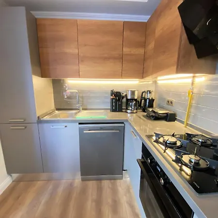 Apartment Tiyoho - Modern & Cozy In Beyoglu, Brand New