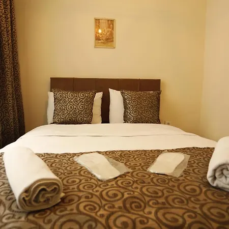 Aparthotel 61 2*