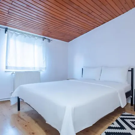 Flat 800 M To Metro Station In Sisli