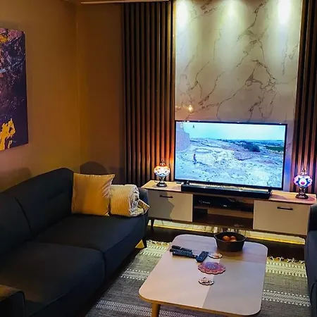 Sisli Osmanbey Taksim Large Terrace, Quietness And Space Apartment