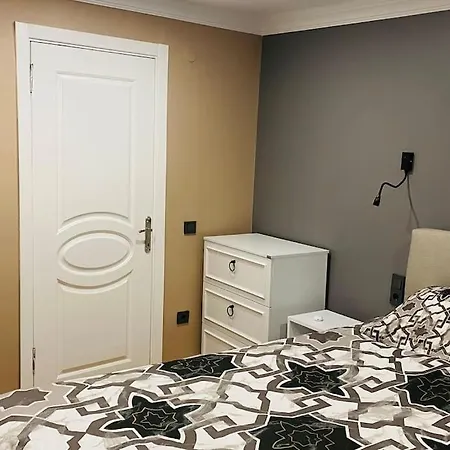 Apartment Sisli Osmanbey Taksim Large Terrace, Quietness And Space
