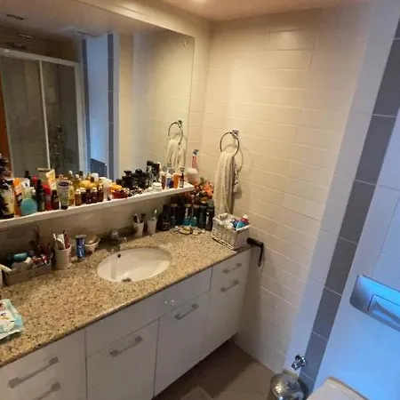 Homestay Luxe Next To Water Garden Open Mall, International Financial Center & Medical Center
