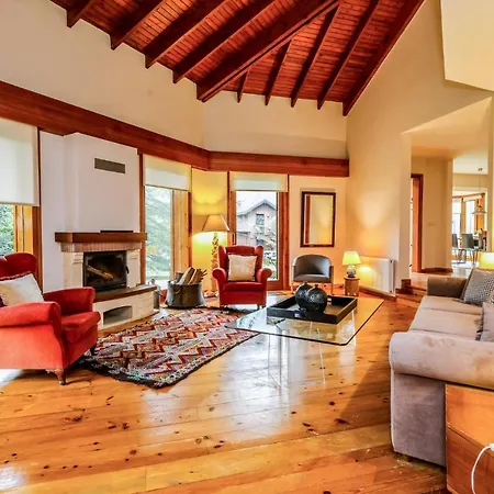 Spacious Private With Pool In Sile Villa *