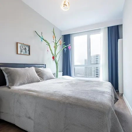 Apartment Outlet Karsisinda Harika Bir Daire Tn3