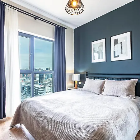 Lux Furnished Modern