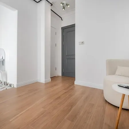 A Small Treasure In The Heart Of Cihangir Apartment Istanbul