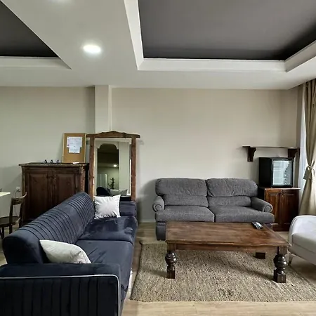 Family House At The Taksim Square Apartment
