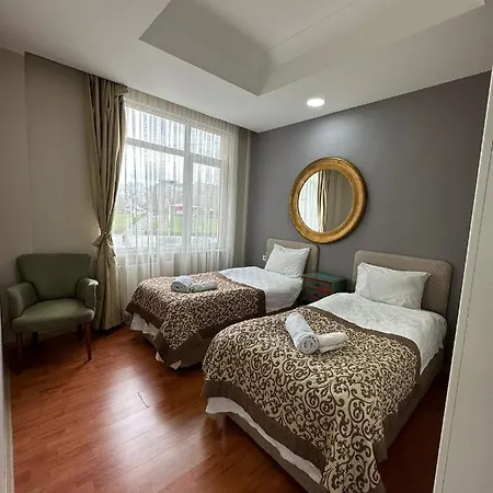 Apartment Family House At The Taksim Square Istanbul