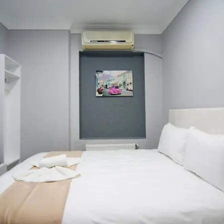 Hotel Palace Istanbul