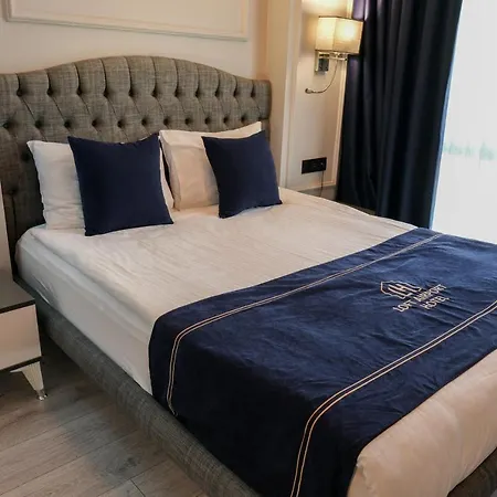 Airport & Private Trasportation Istanbul Airport-by Loft Arnavutkoy