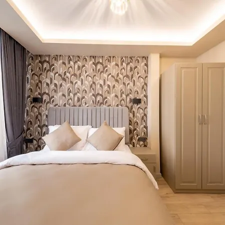 Taksim No 44 & Hotel Istanbul
