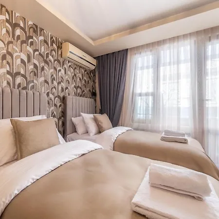 Taksim No 44 & Hotel *