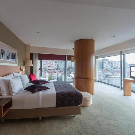 Crowne Plaza Istanbul Harbiye By Ihg Hotel 5*