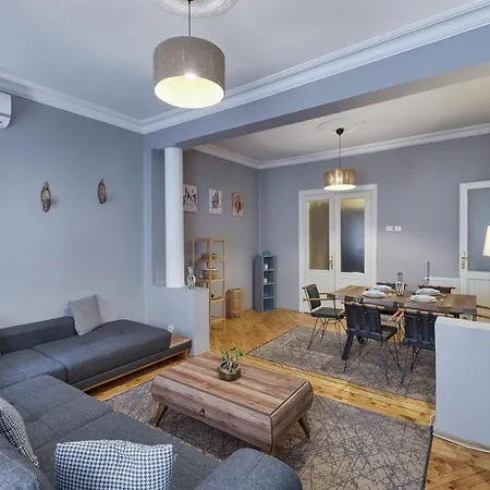 Marvelous 4 Bedroom / Perfect Location * Istanbul
