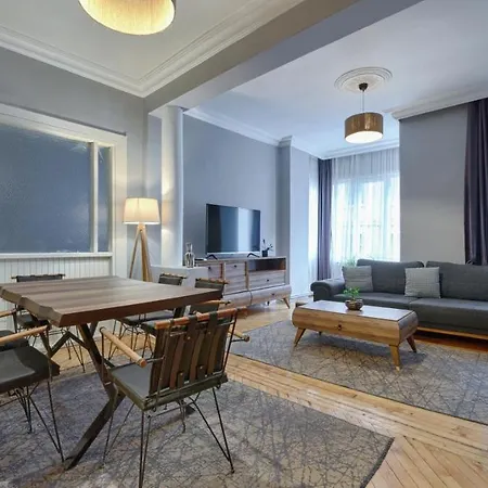 Apartment Marvelous 4 Bedroom / Perfect Location Istanbul