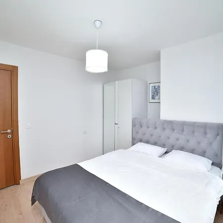 Kemer Taksim Apartment