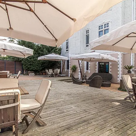 Hotel Splendid Studio In Historic Mansion In Beylerbeyi *