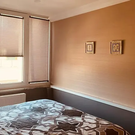 Apartment Sisli Osmanbey Taksim Large Terrace, Quietness And Space