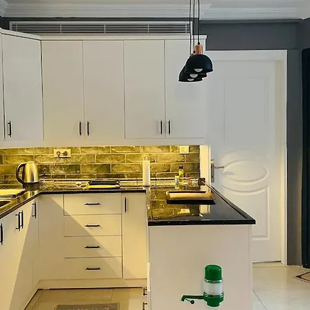 Apartment Sisli Osmanbey Taksim Large Terrace, Quietness And Space Istanbul