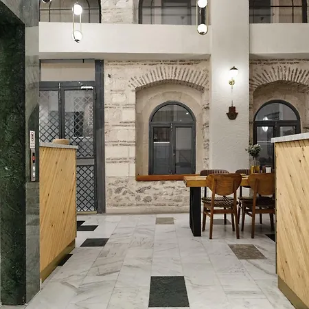 Pera Rasso Κωνσταντινούπολη