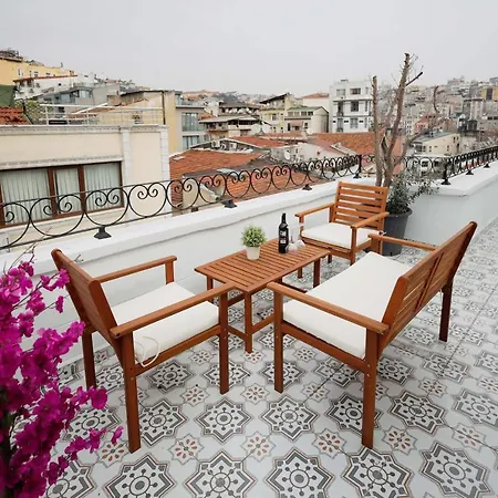 Selvese Collection Hotel Galata 1875 2*